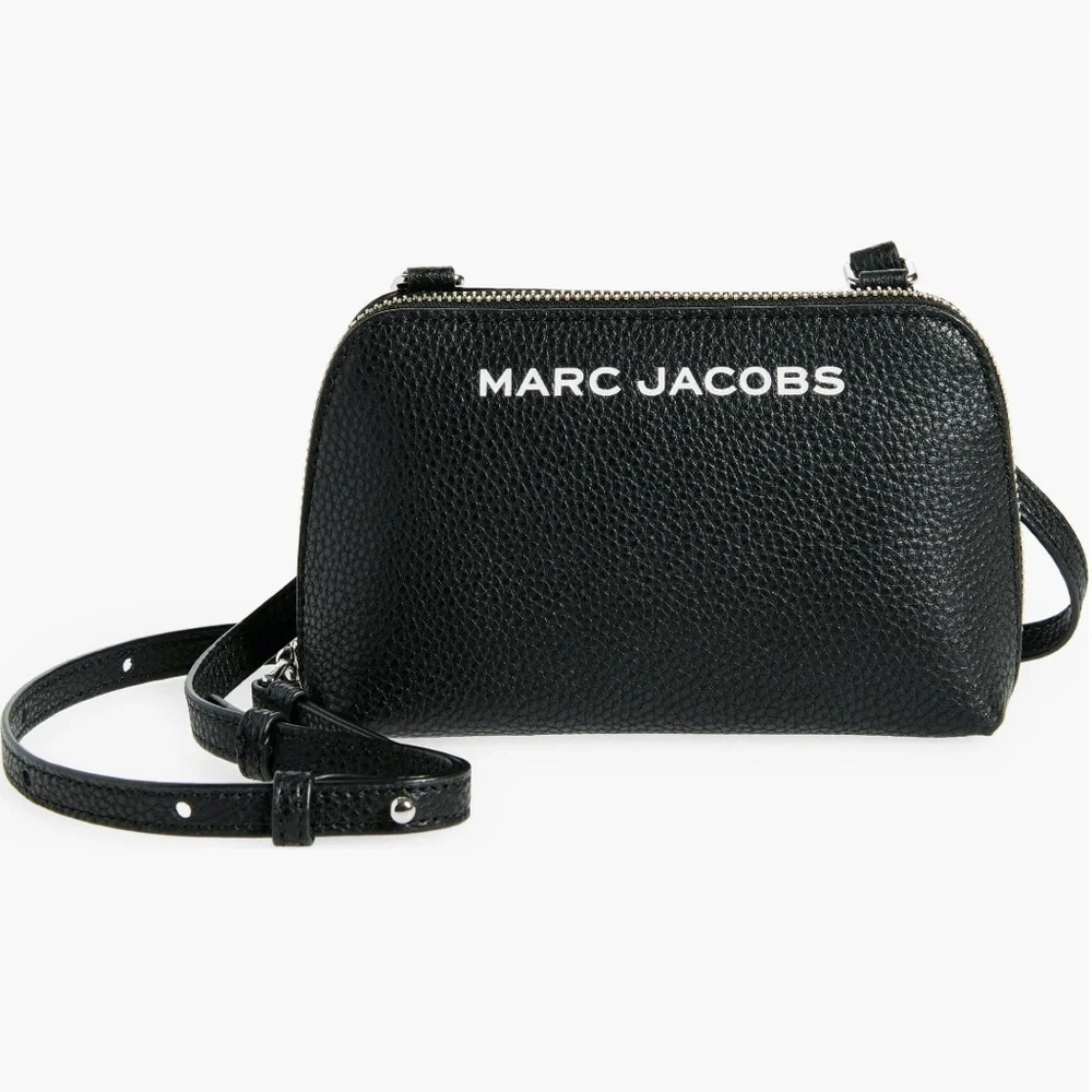 Marc Jacob’s small leather crossbody logo bag